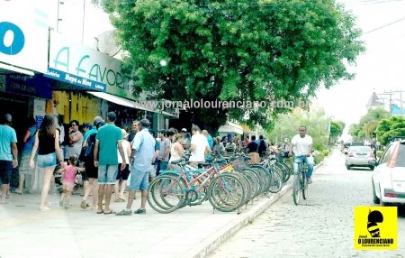 Mega da Virada: Lourencianos fazem filas para tentar a sorte dos R$ 280 milhões