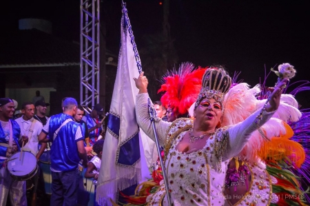 Escola de Samba XV de Novembro comemorou sues 65 anos com desfile na passarela do samba