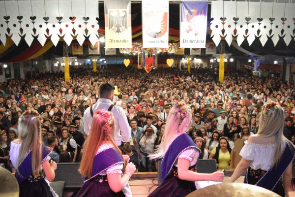 Südoktoberfest terá dez bandas e atração internacional