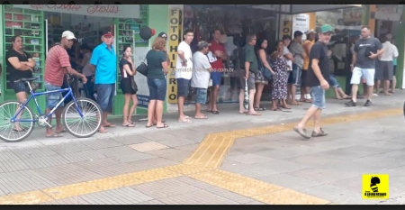 Banrisul fechou suas portas as 14h desta segunda-feira