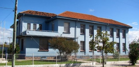 Escola Cruzeiro do Sul na reportagem do Fantástico sobre livros didáticos