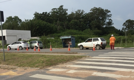 Barreira sanitária segue funcionando na entrada da cidade