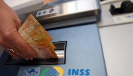 INSS começa a pagar parcela do 13º salário nesta sexta