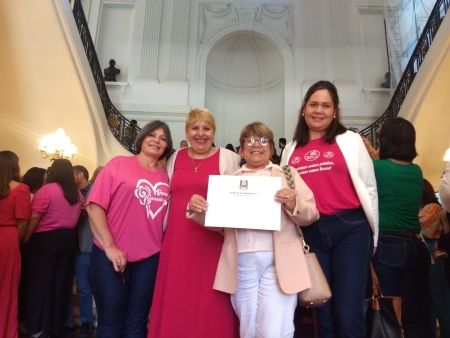 Grupo Rosa Guerreiras recebeu Certificado pela relevância do trabalho em prevenção e apoio às mulheres com câncer