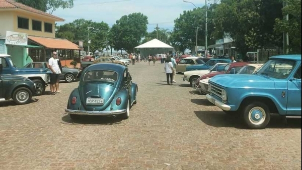 10º Encontro de Carros Antigos acontece neste domingo na praia de São Lourenço do Sul