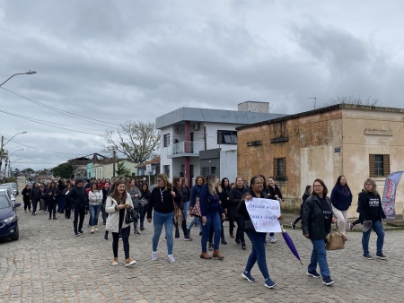 Simussul: Magistério e funcionalismo público municipal realizam manifestação nesta quarta-feira