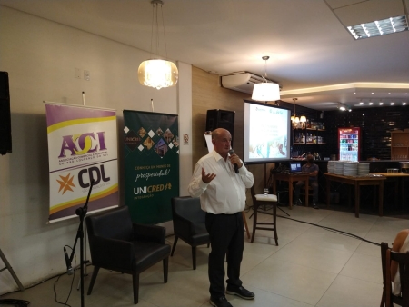 ACI/CDL REALIZOU PALESTRA “COMO EMPREENDER COM SUCESSO”, COM ROBERTO ARGENTA