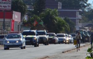 Manifestantes saíram em protesto pelas ruas da cidade