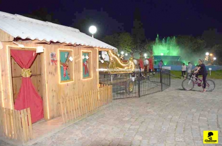 Praça será palco da festa de Natal no domingo