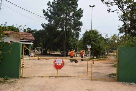Camping Municipal fechou nesta quarta-feira e reabre na temporada de verão 2025/2026