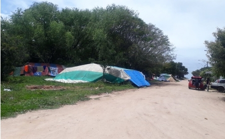Beduínos permanecem  à beira do Arroio Carahá