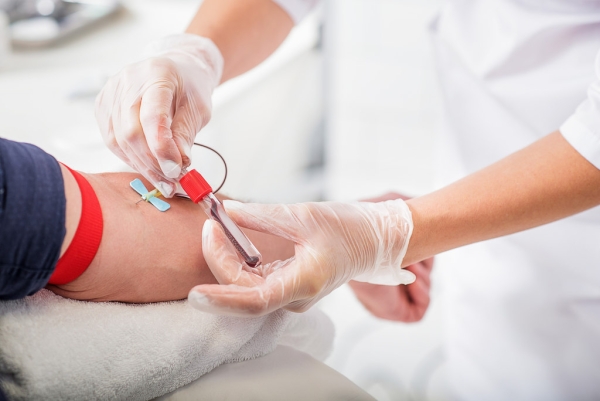 DOE SANGUE: Nesta sexta-feira (5) o Hemocentro de Pelotas estará cadastrando doadores durante a 39ª Feira do Livro
