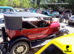 8º Encontro de Carros Antigos acontece neste final de semana