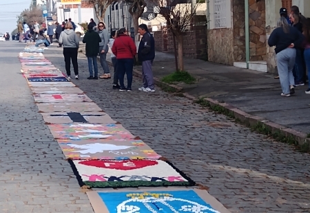 Corpus Christi: montagem dos tapetes, missa e procissão acontecem na quinta-feira (dia 8)