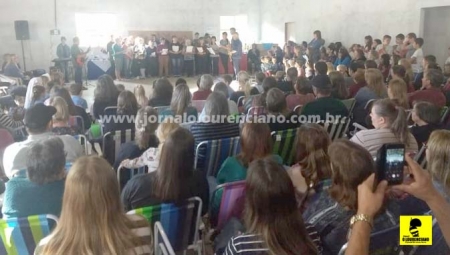Escola Martinho Lutero realizou Celebração de Páscoa na Comunidade Evangélica Luterana São Lucas