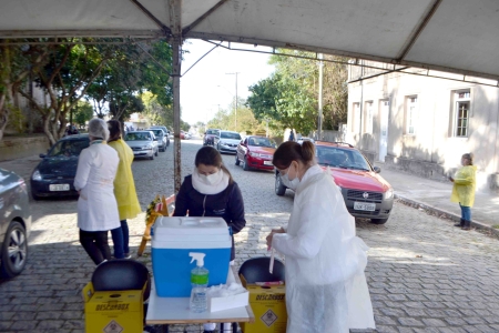 1ª dose para quem tem 12 anos ou mais acontece nesta sexta-feira (26)