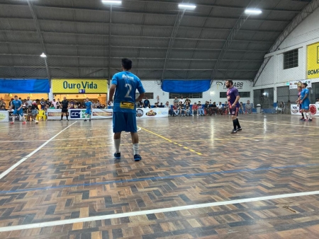 Mais uma noite de grandes jogos pelas quartas de final da CCDF PRIORIDADE 10   