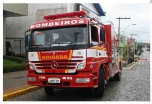 Duas estufas de fumo incendiaram em Picada Caipira