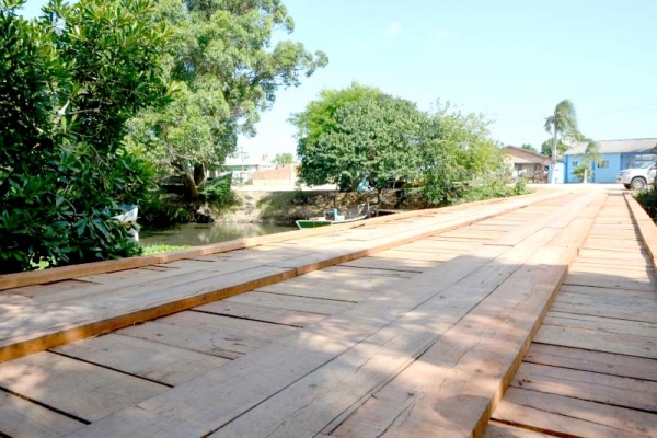 Concluída obra de construção de nova ponte sobre o Arroio Carahá