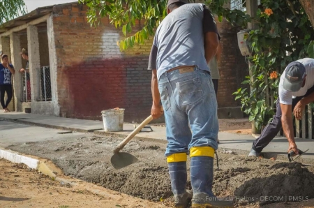Construção de calçadas no bairro Medianeira em São Lourenço do Sul garante segurança e acessibilidade  