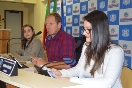 Legislativo recebe integrante da Associação Nacional dos Fibromialgicos Eliana Forsch