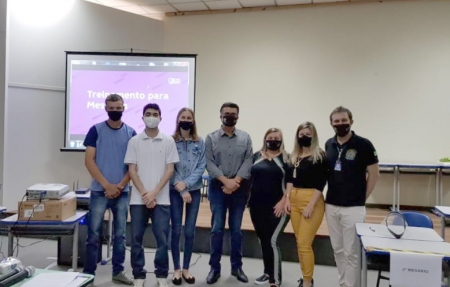 Justiça Eleitoral realiza treinamento de mesário nesta terça-feira