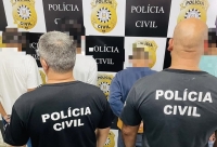 Polícia civil prendeu quatro homens nos bairros Kraft, Navegantes e Lomba