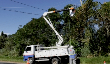 CEEE comunica desligamento no domingo em SLS