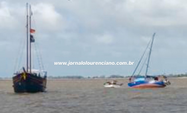 Veleiro permaneceu encalhado por 5 horas na Lagoa
