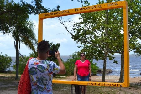 Moldura para fotos é novo atrativo na curva do arroio