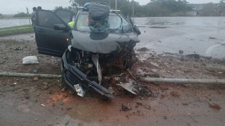 Acidente na BR 116 em Cristal com veículo do Uruguai deixou duas pessoas em óbito