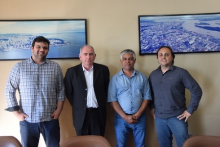 Prefeito Rudinei Härter articula a continuidade da dragagem do Arroio São Lourenço 