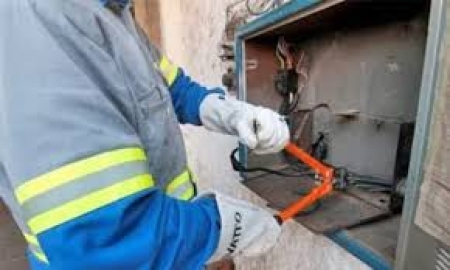 Agora é proibido o corte de energia elétrica e água antes de finais de semana e feriados