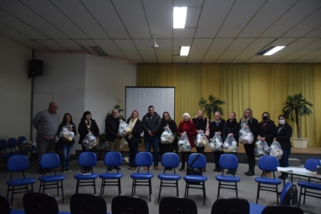 Prefeito, Rudinei Härter, participa de reunião com gestores das Escolas Municipais