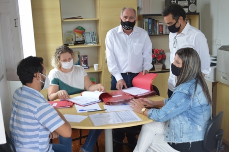 Prefeito acompanha trabalho de prestação de contas da Lei Aldir Blanc