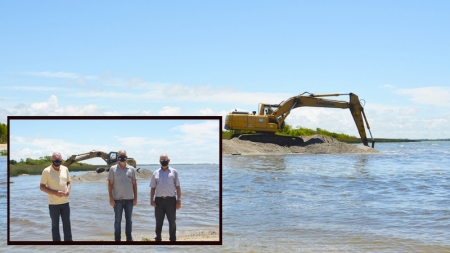 Prefeito e vice acompanharam início do desassoreamento do arroio Carahá
