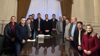 Vice-prefeita Fernanda Bork esteve reunida com o Governador do estado e prefeitos da região da Costa Doce para tratar de apoio aos municípios atingidos pelas chuvas do último final de semana
