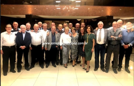 O mais antigo médico em atividade no município comemora 50 anos de formatura