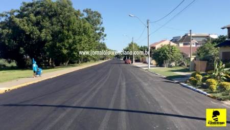 Obra do asfalto na praia da Barrinha foi finalizada nesta quinta-feira