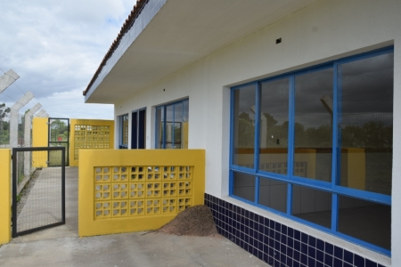 Obra de construção da Escola Proinfância Camponesa passa por vistoria