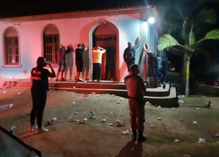 Aglomeração com cerca de 200 pessoas é interrompida no interior de São Lourenço do Sul