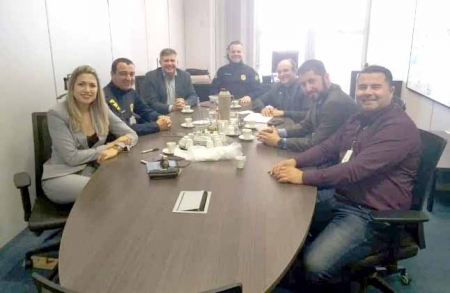 Frente Parlamentar e Polícia Rodoviária Federal definem atividades para Maio Amarelo