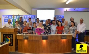 Câmara Municipal realiza homenagem pelos 25 anos da Associação dos Artesãos Lourencianos