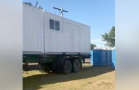 Estações de sanitários estão sendo instalados nas praias da Barrinha e Nereidas