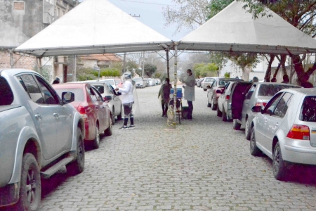 624 pessoas com 21,22 e 23 anos ou mais foram vacinadas na tarde desta segunda-feira