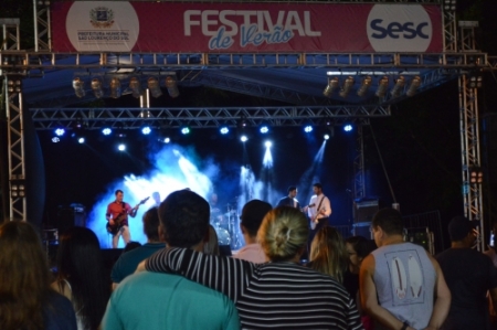 Demônios da Lagoa e Pablo Turri são atrações do Festival de Verão no sábado