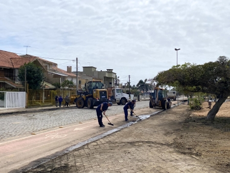 SMOU realiza limpeza na Praia das Nereidas