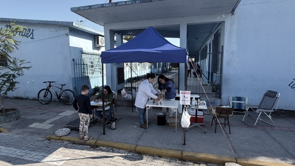Vacinação antirrábica acontece hoje no bairro Sete de Setembro, na E.M.E.F Luis Antônio Abreu de Moraes