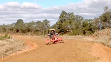 Prefeitura realiza a recuperação das estradas do interior
