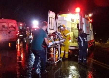 Acidente com ônibus de torcedores do Pelotas deixa feridos em Erechim